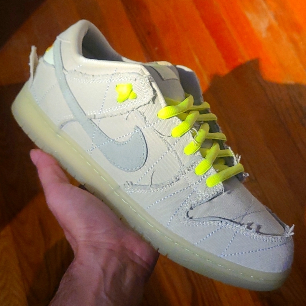 Nike SB mummy's